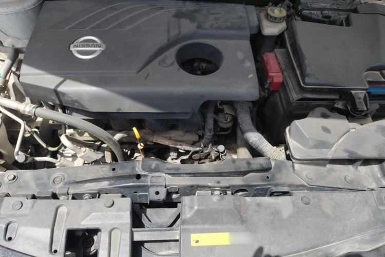 Used Nissan Qashqai 2017 2.0L CVT Smart Enjoyment Version China V Standard Engine Bay