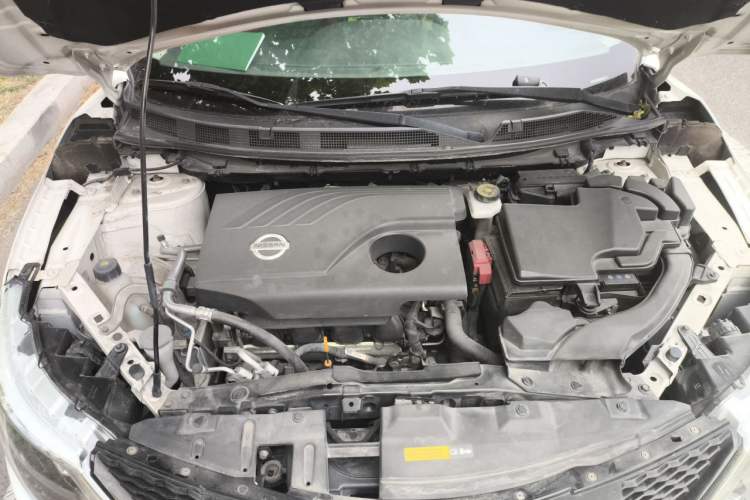 Used Nissan Qashqai 2017 2.0L CVT Smart Enjoyment Version China V Standard Engine Bay