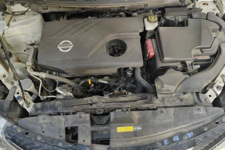Used Nissan Qashqai 2017 2.0L CVT Smart Enjoyment Version China V Standard Engine Bay