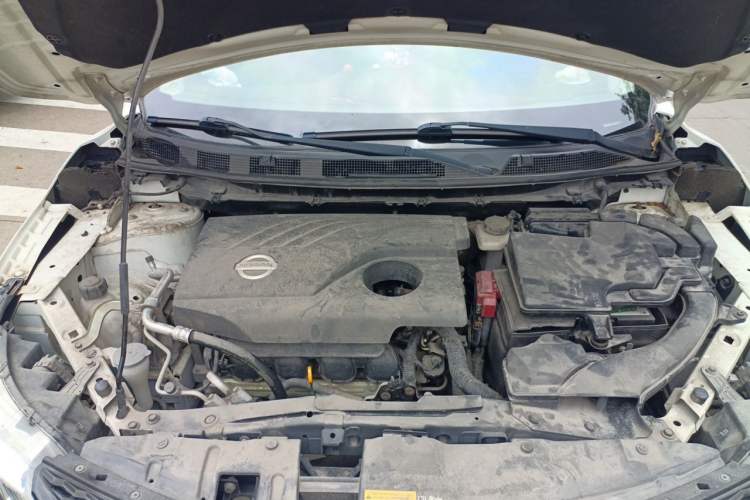 Used Nissan Qashqai 2017 2.0L CVT Smart Enjoyment Version China V Standard Engine Bay