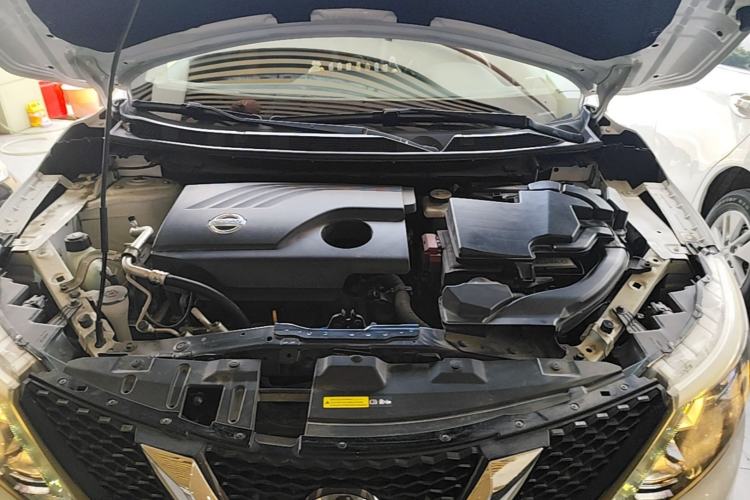 Used Nissan Qashqai 2017 2.0L CVT Smart Enjoyment Version China VI Standard Engine Bay