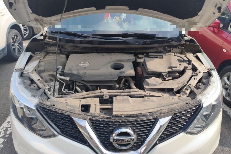 Used Nissan Qashqai 2017 2.0L CVT Smart Enjoyment Version China V Standard Engine Bay
