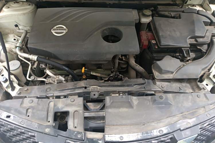 Used Nissan Qashqai 2017 2.0L CVT Smart Enjoyment Version China V Standard Engine Bay
