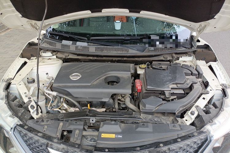 Used Nissan Qashqai 2017 2.0L CVT Luxury Edition China VI Standard Engine Bay