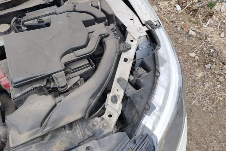 Used Nissan Qashqai 2017 2.0L CVT Elite Edition China V Standard Engine Bay Left