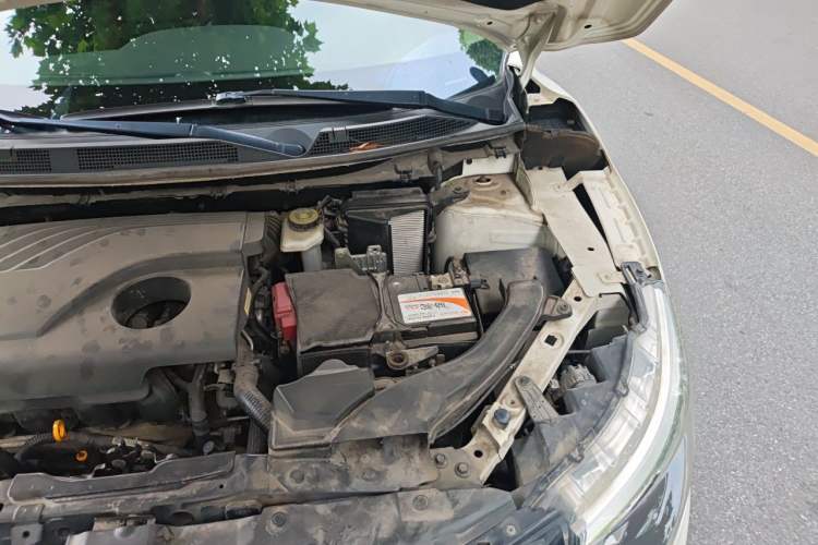 Used Nissan Qashqai 2017 2.0L CVT Smart Enjoyment Version China V Standard Engine Bay Left