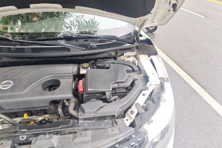 Used Nissan Qashqai 2017 2.0L CVT Smart Enjoyment Version China V Standard Engine Bay Left