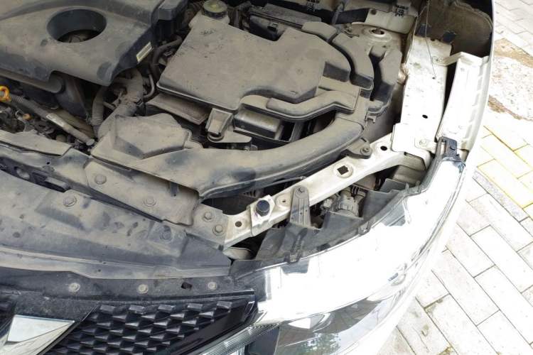 Used Nissan Qashqai 2017 2.0L CVT Luxury Edition China V Standard Engine Bay Left