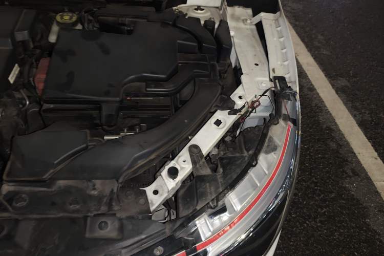 Used Nissan Qashqai 2017 2.0L CVT Luxury Edition China VI Standard Engine Bay Left