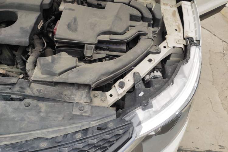 Used Nissan Qashqai 2017 2.0L CVT Smart Enjoyment Version China V Standard Engine Bay Left