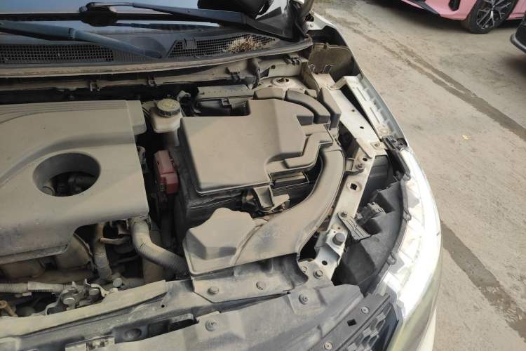 Used Nissan Qashqai 2017 2.0L CVT Smart Enjoyment Version China V Standard Engine Bay Left