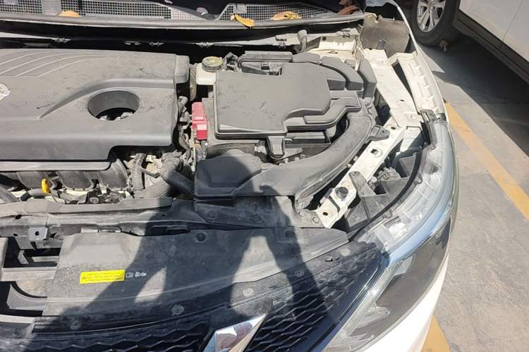 Used Nissan Qashqai 2017 2.0L CVT Smart Enjoyment Version China V Standard Engine Bay Left
