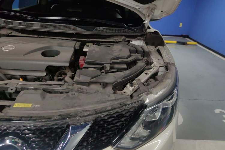 Used Nissan Qashqai 2017 2.0L CVT Smart Enjoyment Version China V Standard Engine Bay Left