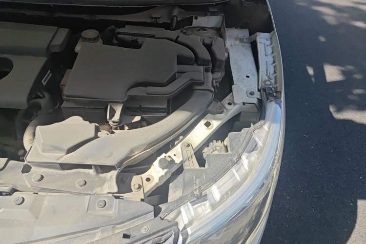 Used Nissan Qashqai 2017 2.0L CVT Elite Edition China V Standard Engine Bay Left