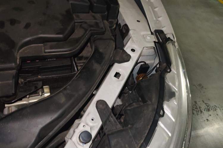 Used Nissan Qashqai 2017 2.0L CVT Smart Enjoyment Version China V Standard Engine Bay Left