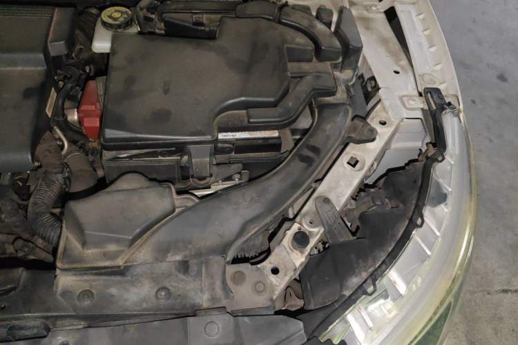 Used Nissan Qashqai 2017 2.0L CVT Smart Enjoyment Version China VI Standard Engine Bay Left