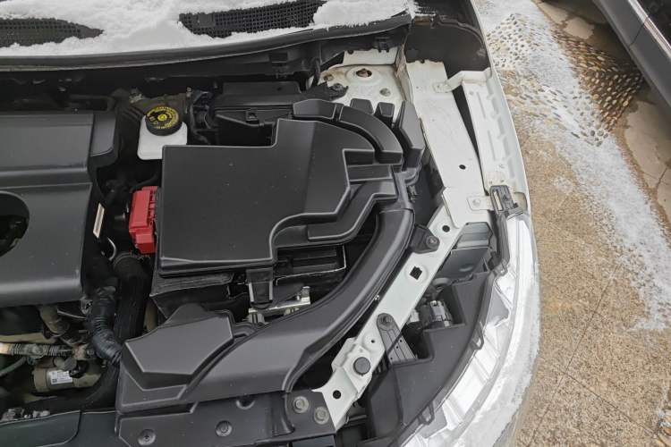Used Nissan Qashqai 2017 2.0L CVT Smart Enjoyment Version China V Standard Engine Bay Left