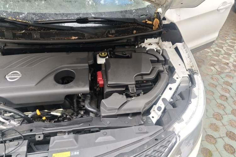 Used Nissan Qashqai 2017 2.0L CVT Smart Enjoyment Version China V Standard Engine Bay Left