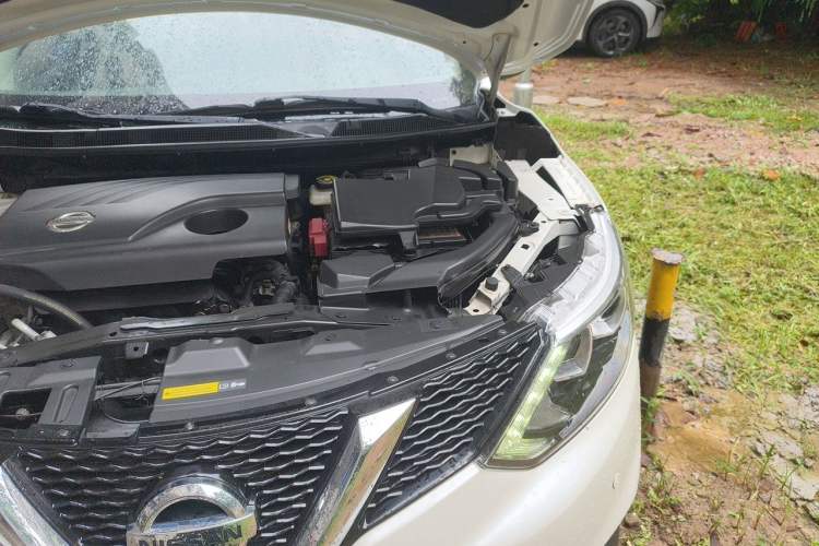 Used Nissan Qashqai 2017 2.0L CVT Smart Enjoyment Version China V Standard Engine Bay Left