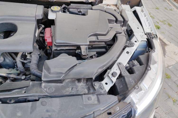 Used Nissan Qashqai 2017 2.0L CVT Smart Enjoyment Version China V Standard Engine Bay Left