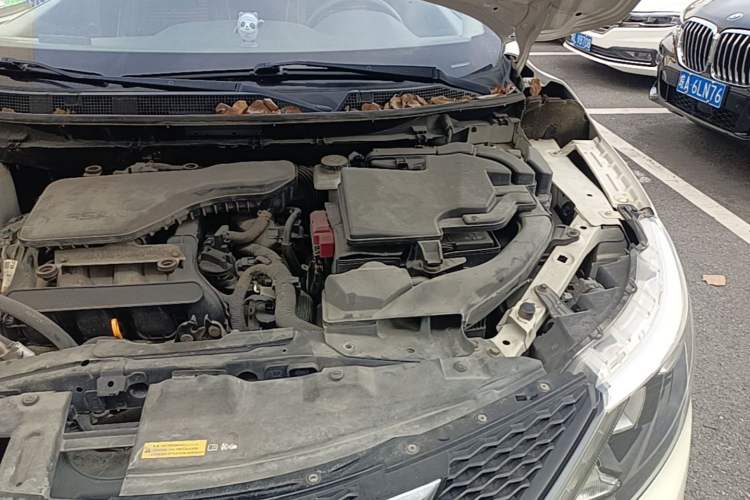 Used Nissan Qashqai 2017 2.0L CVT Elite Edition China V Standard Engine Bay Left