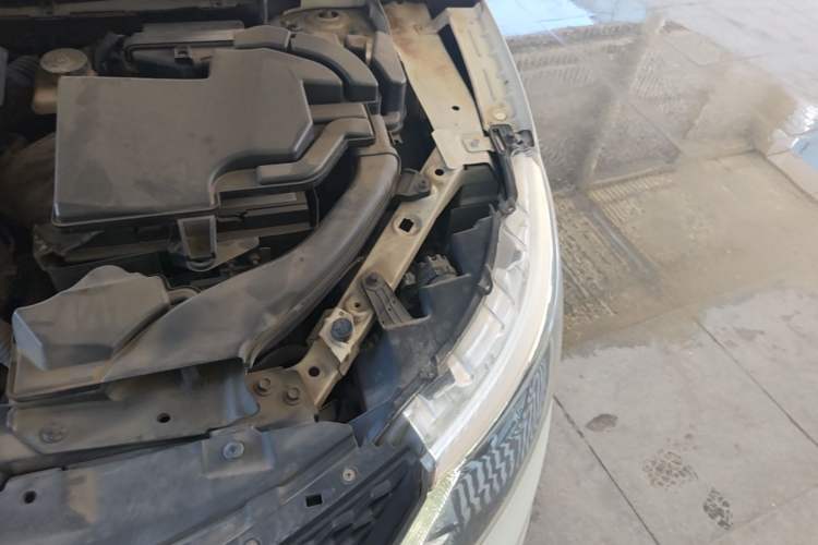 Used Nissan Qashqai 2017 2.0L CVT Luxury Edition China V Standard Engine Bay Left