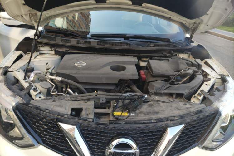 Used Nissan Qashqai 2017 2.0L CVT Smart Enjoyment Version China V Standard Engine Bay