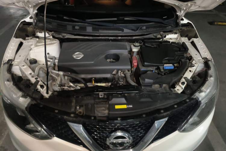 Used Nissan Qashqai 2017 2.0L CVT Smart Enjoyment Version China V Standard Engine Bay