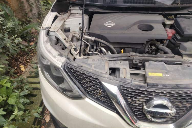 Used Nissan Qashqai 2017 2.0L CVT Luxury Edition China V Standard Engine Bay Right