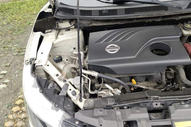 Used Nissan Qashqai 2017 2.0L CVT Elite Edition China V Standard Engine Bay Right