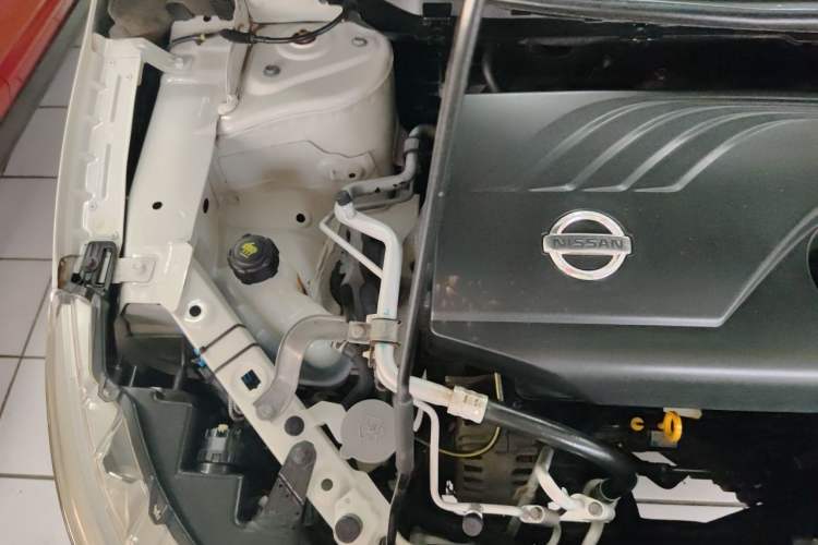 Used Nissan Qashqai 2017 2.0L CVT Elite Edition China V Standard Engine Bay Right