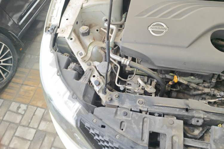 Used Nissan Qashqai 2017 2.0L CVT Luxury Edition China V Standard Engine Bay Right