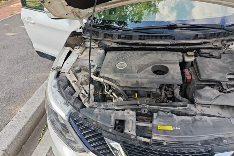 Used Nissan Qashqai 2017 2.0L CVT Elite Edition China V Standard Engine Bay Right