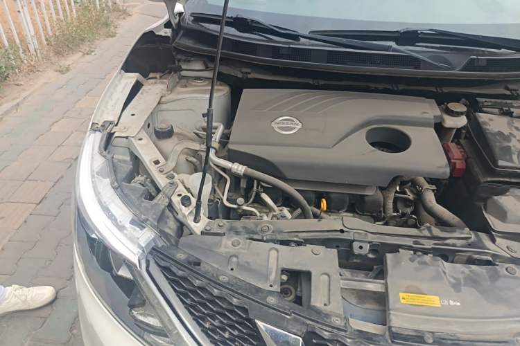 Used Nissan Qashqai 2017 2.0L CVT Elite Edition China V Standard Engine Bay Right