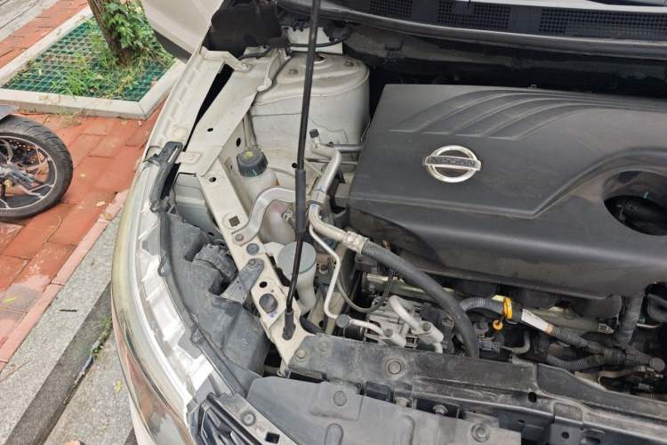 Used Nissan Qashqai 2017 2.0L CVT Smart Enjoyment Version China V Standard Engine Bay Right