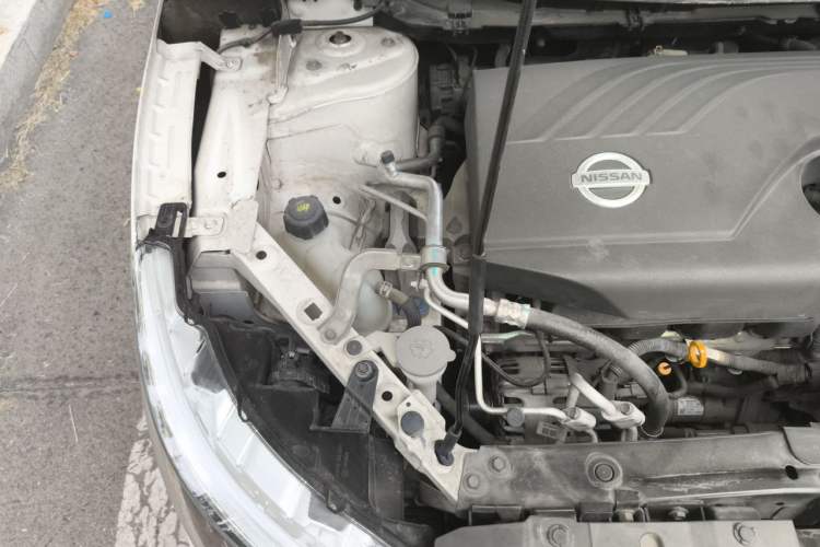 Used Nissan Qashqai 2017 2.0L CVT Smart Enjoyment Version China V Standard Engine Bay Right