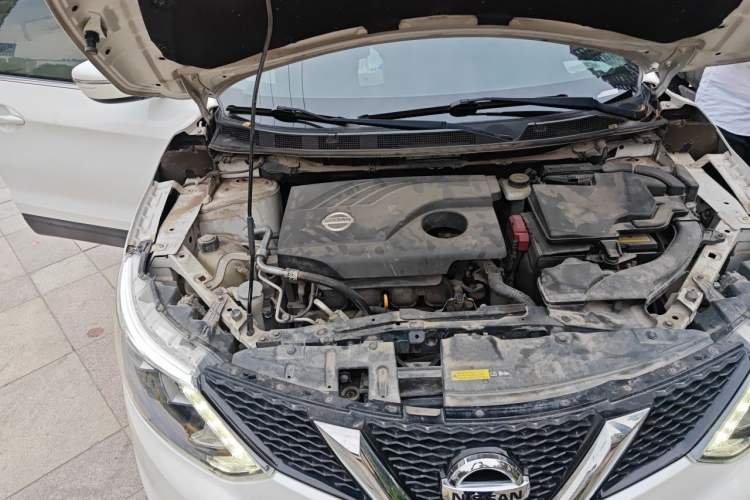 Used Nissan Qashqai 2017 2.0L CVT Smart Enjoyment Version China V Standard Engine Bay Right