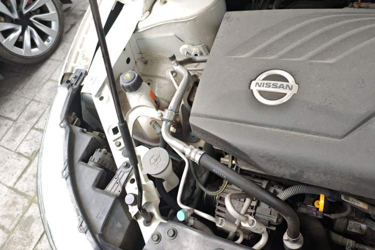 Used Nissan Qashqai 2017 2.0L CVT Elite Edition China V Standard Engine Bay Right