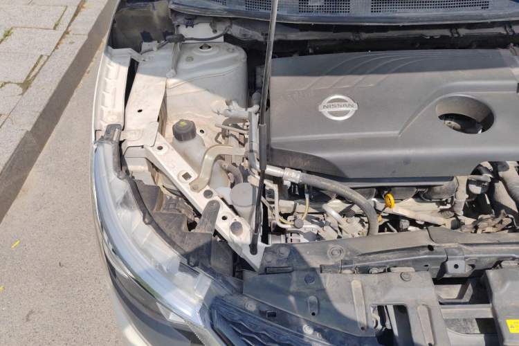 Used Nissan Qashqai 2017 2.0L CVT Luxury Edition China V Standard Engine Bay Right