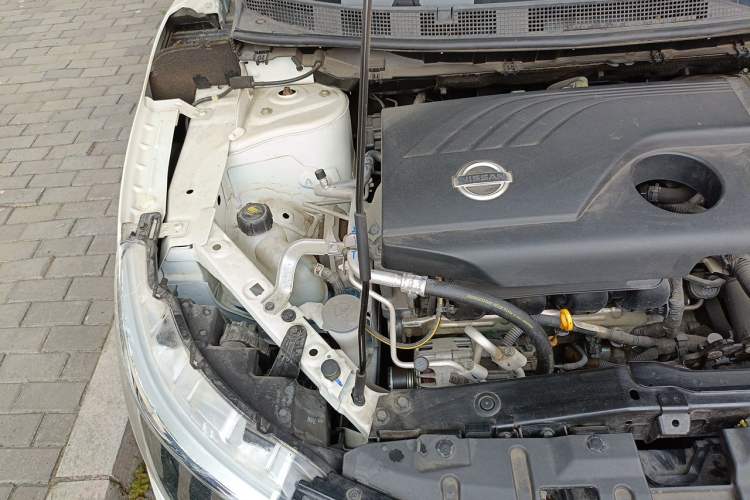 Used Nissan Qashqai 2017 2.0L CVT Luxury Edition China VI Standard Engine Bay Right