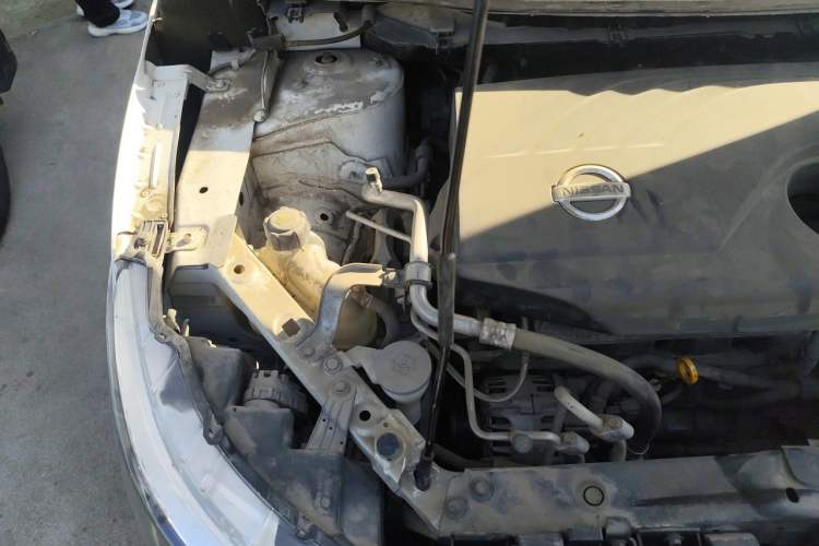 Used Nissan Qashqai 2017 2.0L CVT Elite Edition China V Standard Engine Bay Right