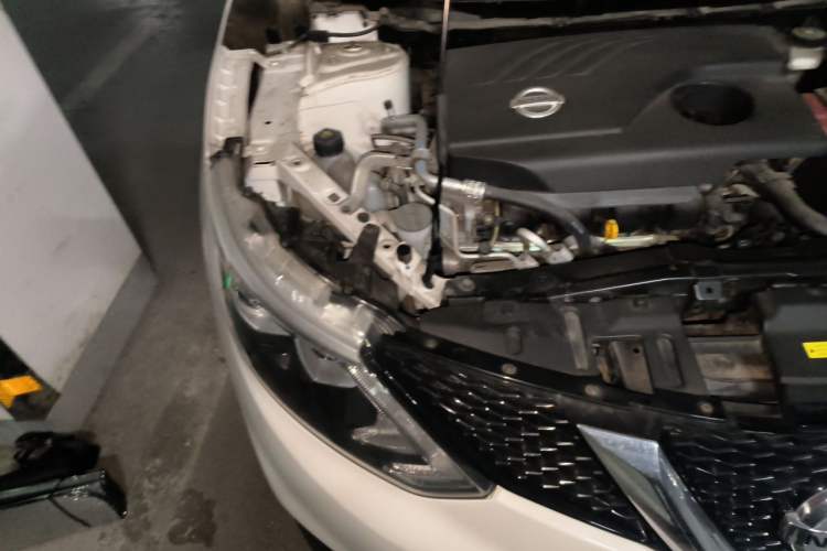 Used Nissan Qashqai 2017 2.0L CVT Smart Enjoyment Version China V Standard Engine Bay Right