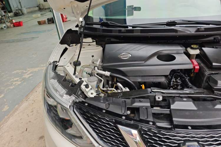 Used Nissan Qashqai 2017 2.0L CVT Smart Enjoyment Version China V Standard Engine Bay Right