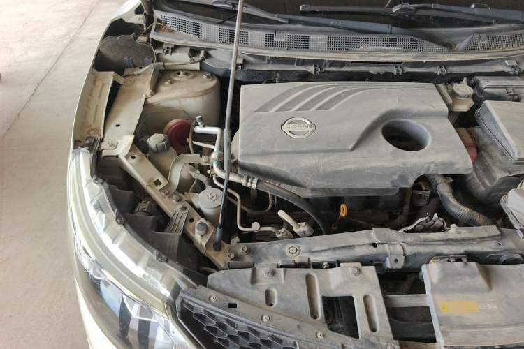 Used Nissan Qashqai 2017 2.0L CVT Elite Edition China V Standard Engine Bay Right
