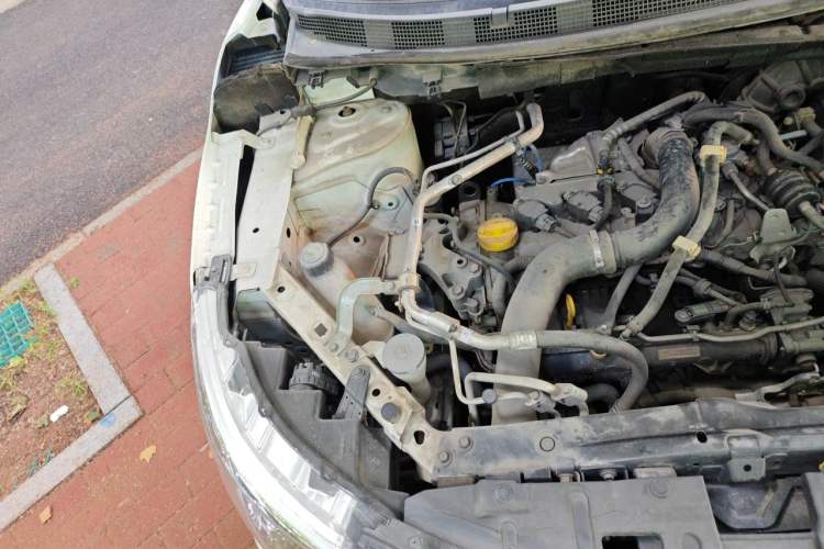 Used Nissan Qashqai 2017 1.2T Manual Fashion Edition Engine Bay Right