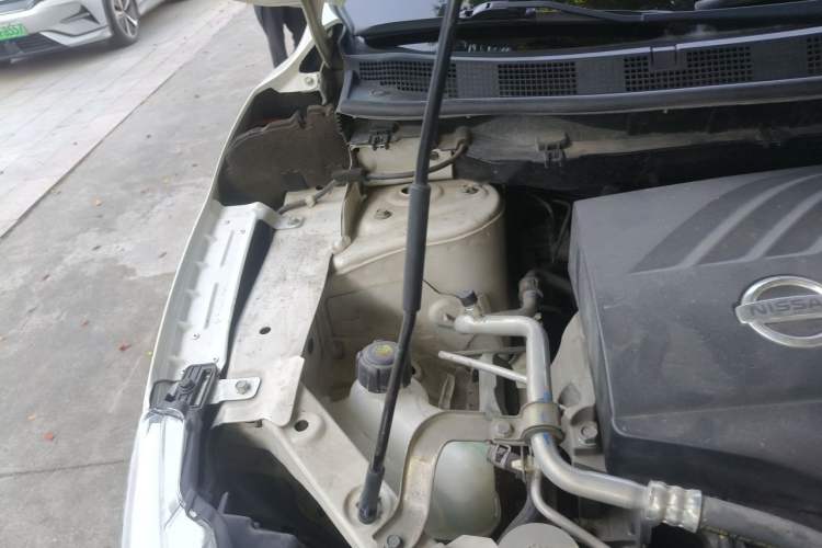 Used Nissan Qashqai 2017 2.0L CVT Smart Enjoyment Version China V Standard Engine Bay Right