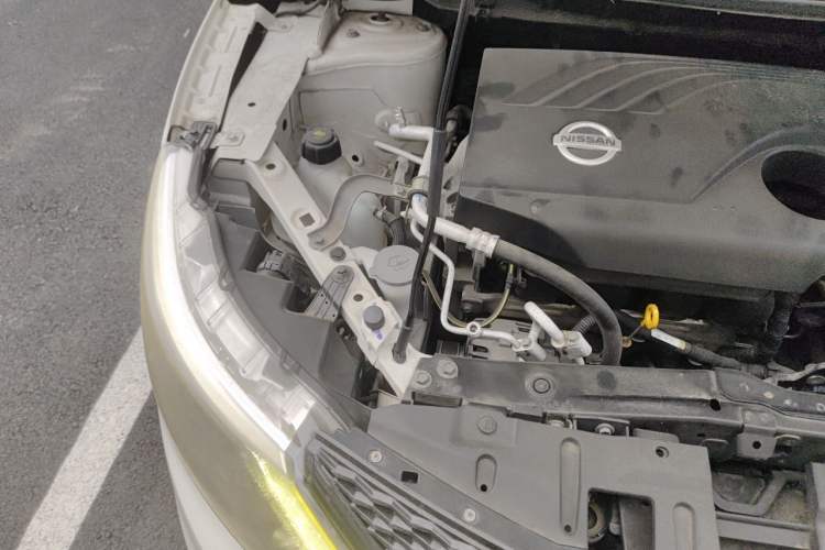 Used Nissan Qashqai 2017 2.0L CVT Luxury Edition China V Standard Engine Bay Right