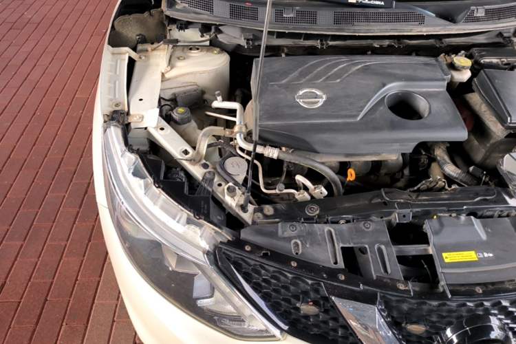 Used Nissan Qashqai 2017 2.0L CVT Elite Edition China V Standard Engine Bay Right