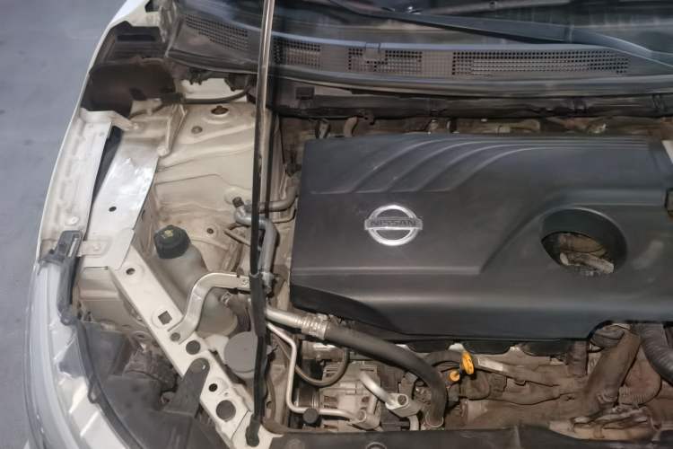 Used Nissan Qashqai 2017 2.0L CVT Luxury Edition China VI Standard Engine Bay Right