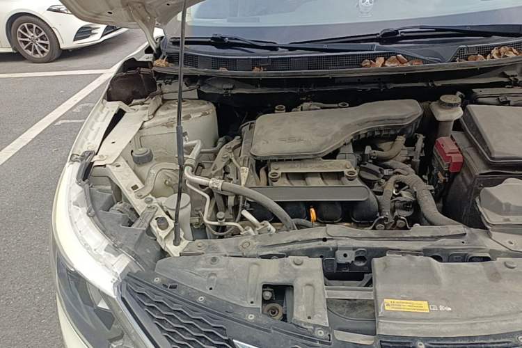 Used Nissan Qashqai 2017 2.0L CVT Elite Edition China V Standard Engine Bay Right